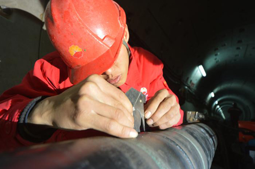 防腐保温钢管厚度检测图